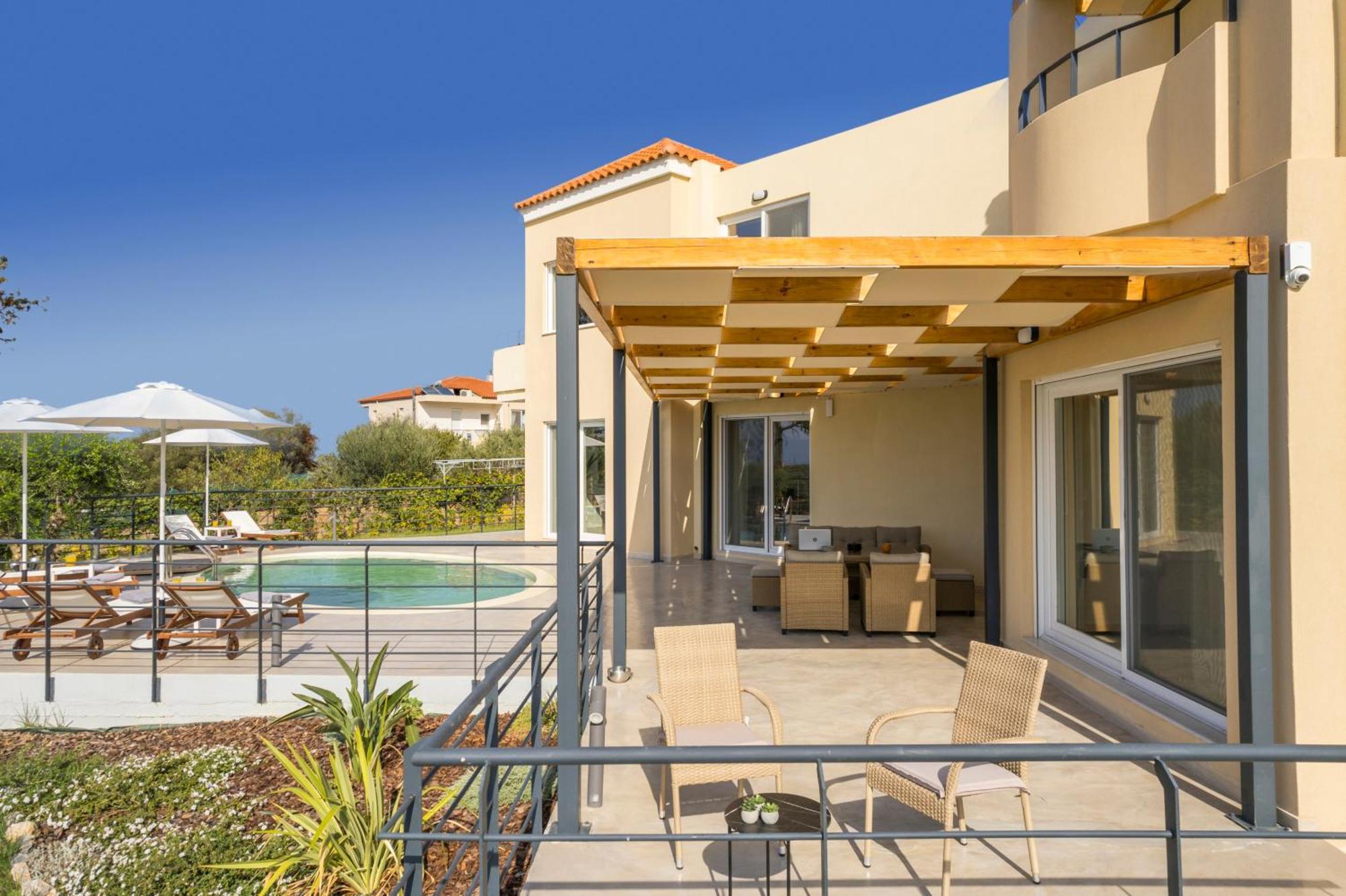 Aenaos Luxury Villa With Pool In Galatas 외부 사진